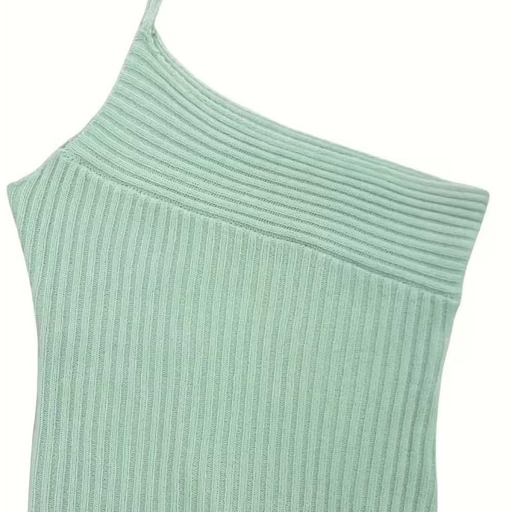 Elegant Mint Green One-Shoulder Dress - Picture 4 of 10